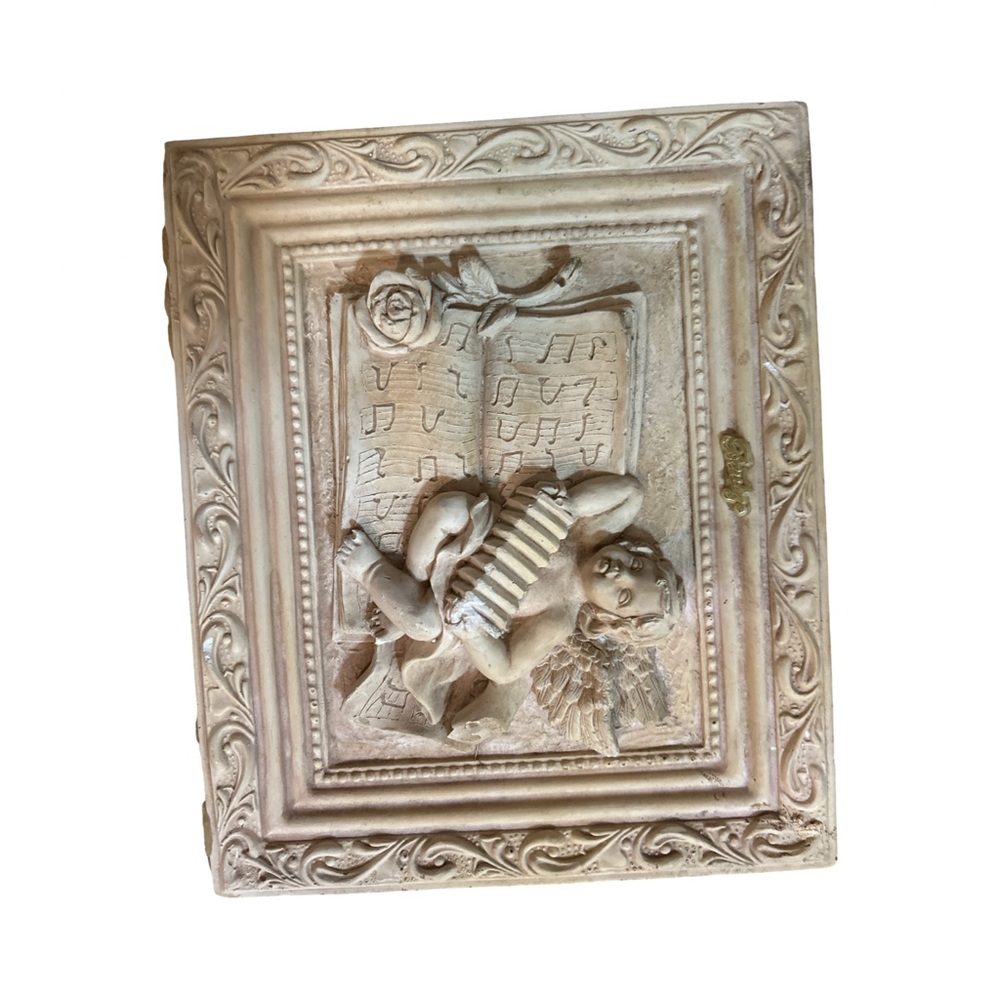 Vintage Barelli Italy Cherub Wall Plaque Accordion Cherub Angel 3D - Picture 3 of 16